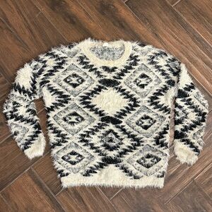 Aiming at Stars super soft and cozy black and ivory furry pattern sweater MEDIUM